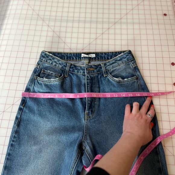 Anthropologie Avic Les Filles NWT size 27 distressed stretch denim jeans - Picture 10 of 16